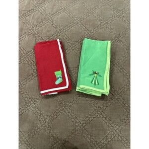 Martha Stewart Everyday Set Of 11 Napkins Christmas Presents Green & Red 19”